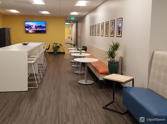 Working at Pacific Workplaces - Roseville at Roseville