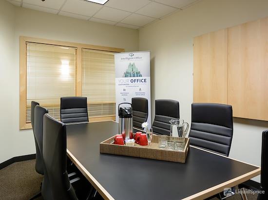 Working at Intelligent Office of Jacksonville at Jacksonville