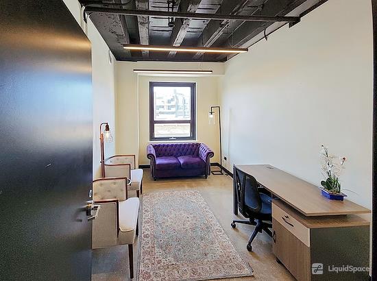 Working at Regus | Chicago - Wicker Park at Chicago