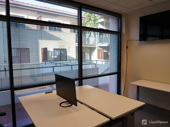 Working at HTH Advisors at Menlo Park
