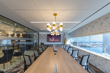 Quest Workspaces - Miami Tower - Board Room