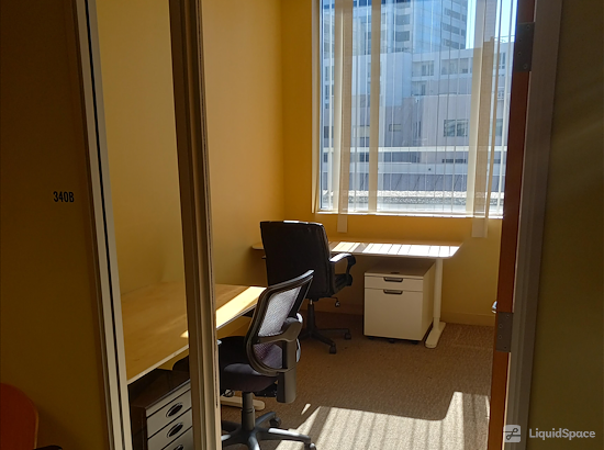 Working at Port Workspaces @ Uptown Oakland at Oakland