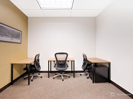 Working at Regus | Park Ridge Plaza at Park Ridge