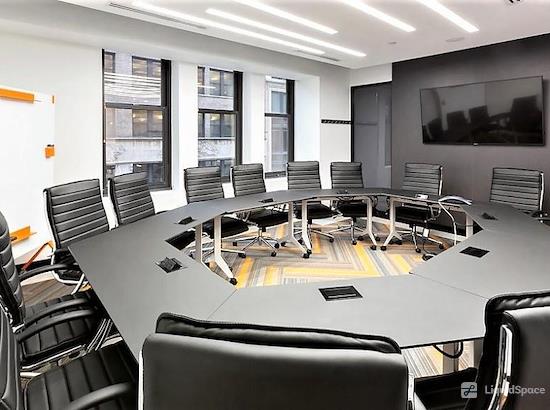 Working at Jay Suites - Fifth Avenue Location at New York