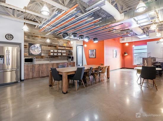 Working at Regus | Levis at Levis