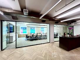 Bevmax Office Centers - Times Square