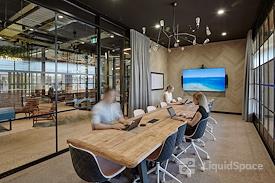CreativeCubes.Co - Carlton