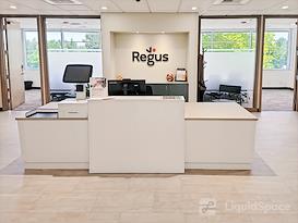 Regus | Everett - Airport Rd