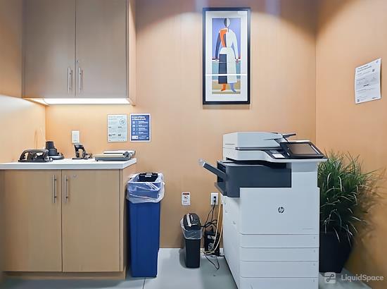 Working at Regus | Exchange Tower at Toronto