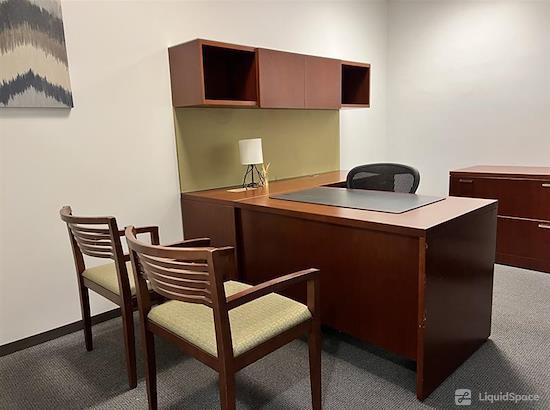 Working at Carr Workplaces - Penn Ave. at Washington