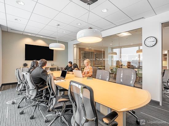 Working at Regus | Woodfield Preserve at Schaumburg