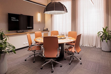 United Co. - Vienna Conference Room / 7 Person