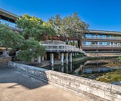Boxer - Waterview Office Center