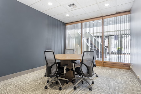 Regus | Bellefield Office Park - Meeting Room