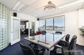Aura Office