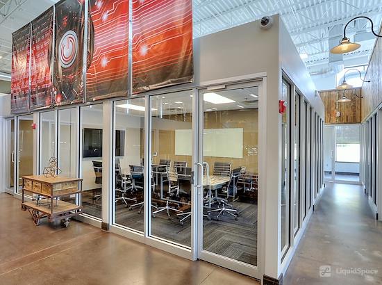 Working at GRID COLLABORATIVE WORKSPACES at Overland Park
