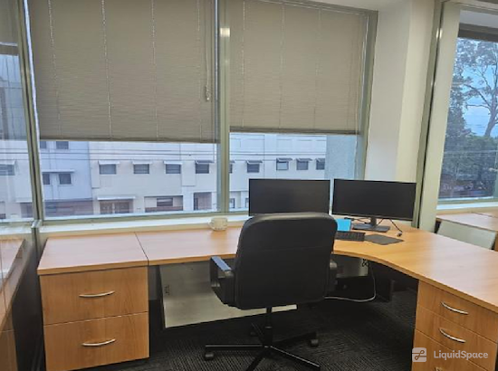 Working at 401 artarmon SCE at Artarmon
