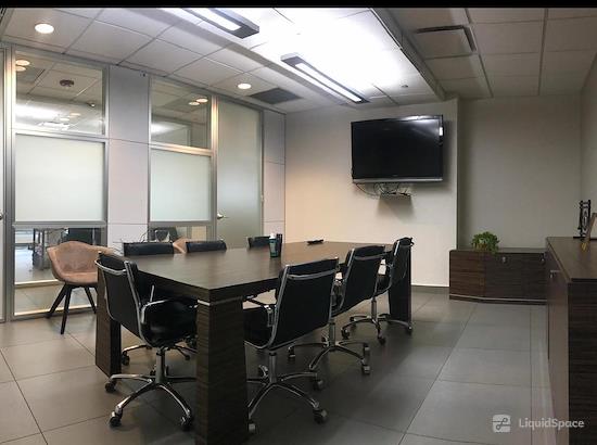 Working at Tedge Mindful Coworking at Miami