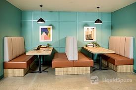 iQ Offices | 222 Queen St