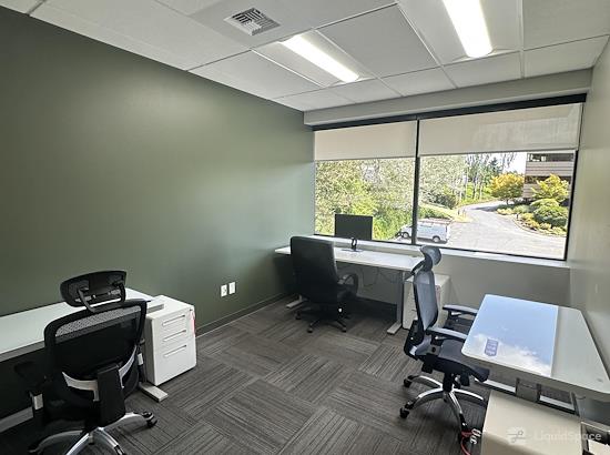 Working at Ideal Spaces Bellevue at Bellevue