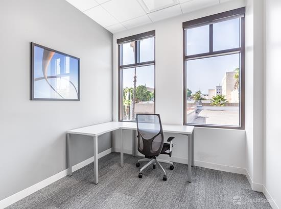Working at SPACES || Playhouse District at Pasadena