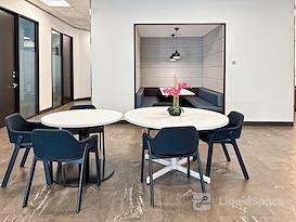 Regus || Hopyard