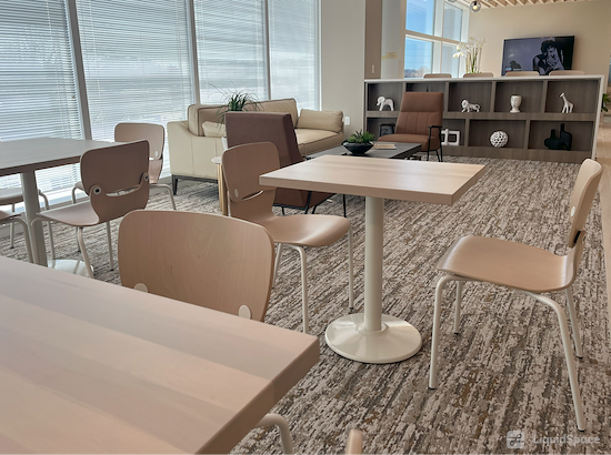 Working at Venture X | Chesapeake – Summit Pointe at Greenbrier at Chesapeake