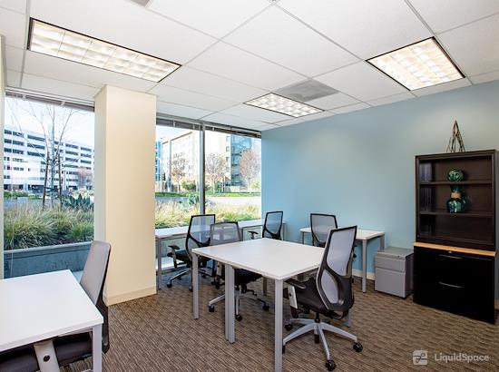 Working at Regus || Hamilton at Campbell