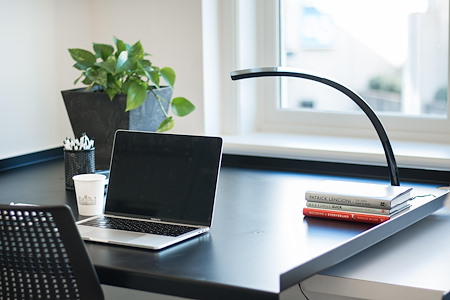 Forge - Dedicated Desk 1