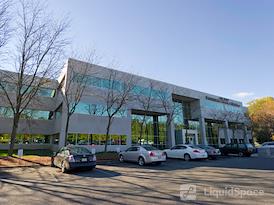 Regus | Freehold