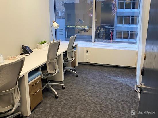 Working at Emerge212 - 1185 Avenue of the Americas at New York