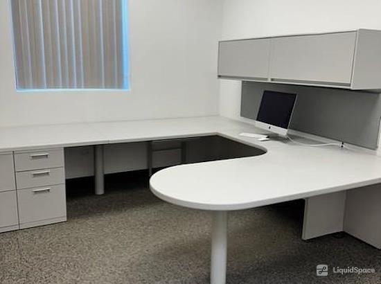 Working at Office Evolution - Roselle at Roselle
