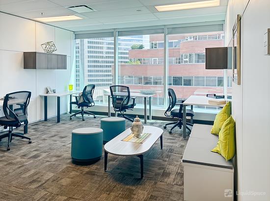 Working at Regus | 903 8th Avenue SW at Calgary