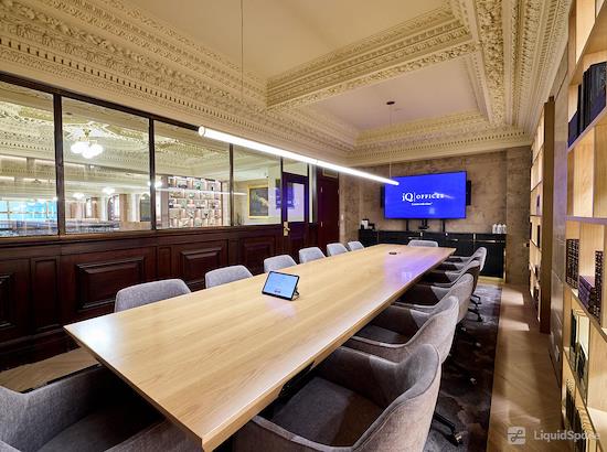 Working at iQ Offices | 302 Bay St. at Toronto