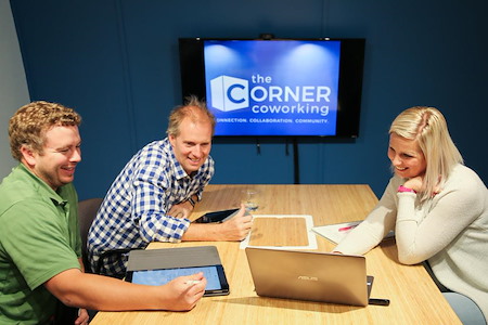 The Corner Coworking - Railway St. - Boardroom - hourly/daily
