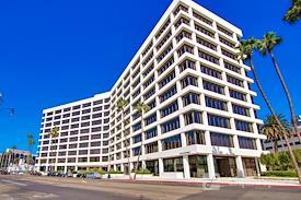 Regus | 8383 Wilshire Boulevard