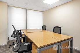 Regus | 1220 Main Place