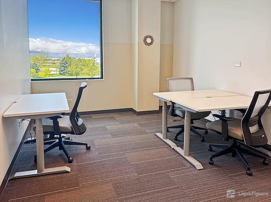 Working at HQ | IL, Elgin - Point Blvd at Elgin