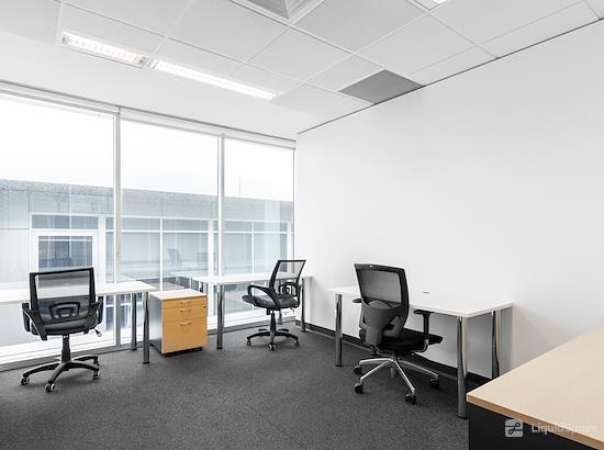 Working at HQ | Adelaide, Victoria Park at Adelaide