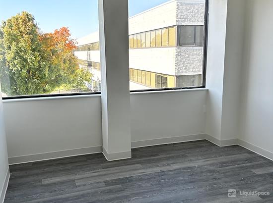 Working at Oasis Office space- Baltimore, Maryland at Woodlawn