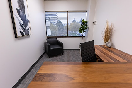 Central Park Business Centre - Mid-Size Office