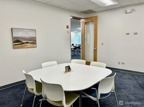 Working at 25N Coworking - Buffalo Grove at Buffalo Grove