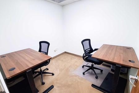 Lakeside Workspaces - 1-2 Person Interior Office Available