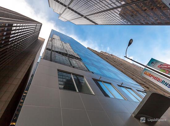 Working at Expansive - West Loop at Chicago