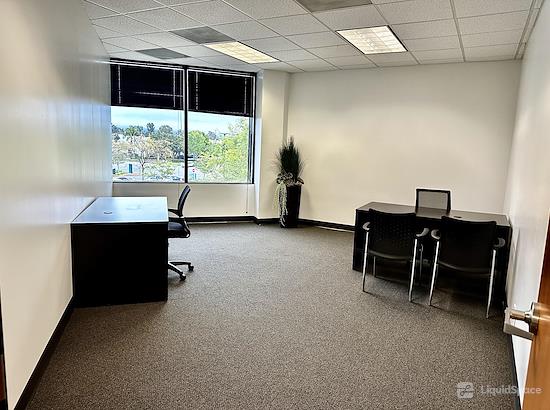 Working at (VON) Von Karman Corporate Center at Irvine