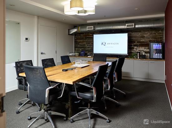 Working at iQ Offices | 140 Yonge Street at Toronto