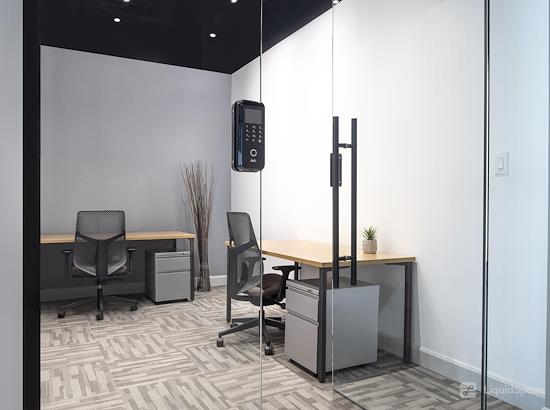 Working at Venture X | Richmond Hill at Richmond Hill