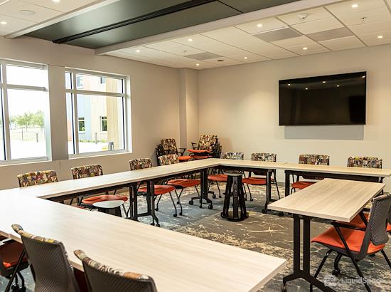 Working at 4 & Co Coworking Spaces - Land O' Lakes at Land O' Lakes