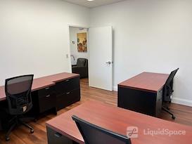 Crown Center Executive Suites (CCESuites)