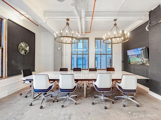 Working at OASIS by Workville at New York